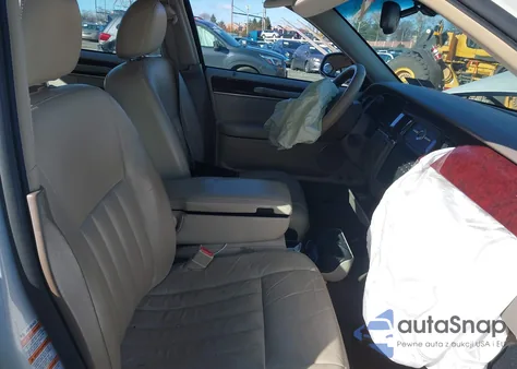 2004 Lincoln Town Car Signature from USA, damaged, VIN 1LNHM81W44Y687401